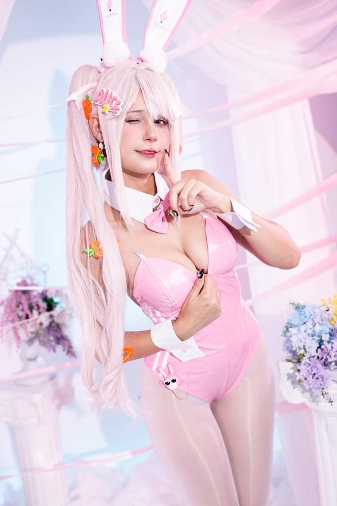 Jean WanWan - Alice Bunny Suit (NIKKE) - Mitaku photo 1-9