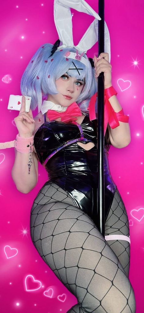 Punk Macarroni – Hatsune Miku Rabbit Hole Sexy Cosplay