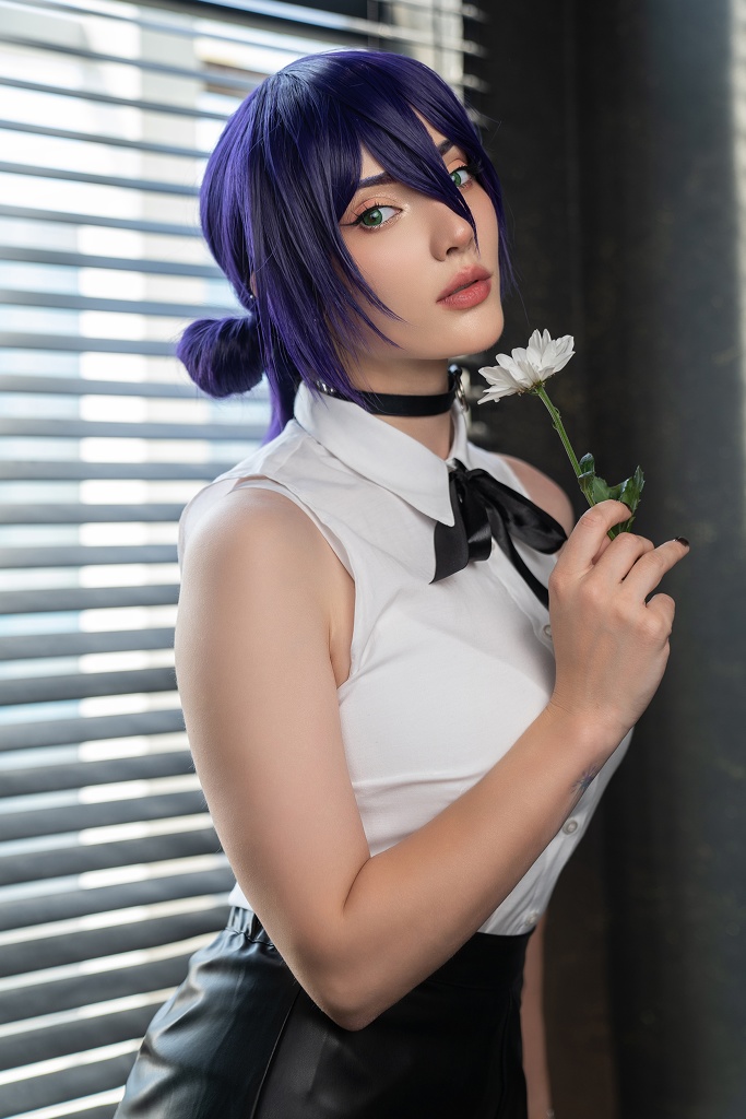 Sai Westwood (Misaki Sai) - Reze - Mitaku photo 1-2