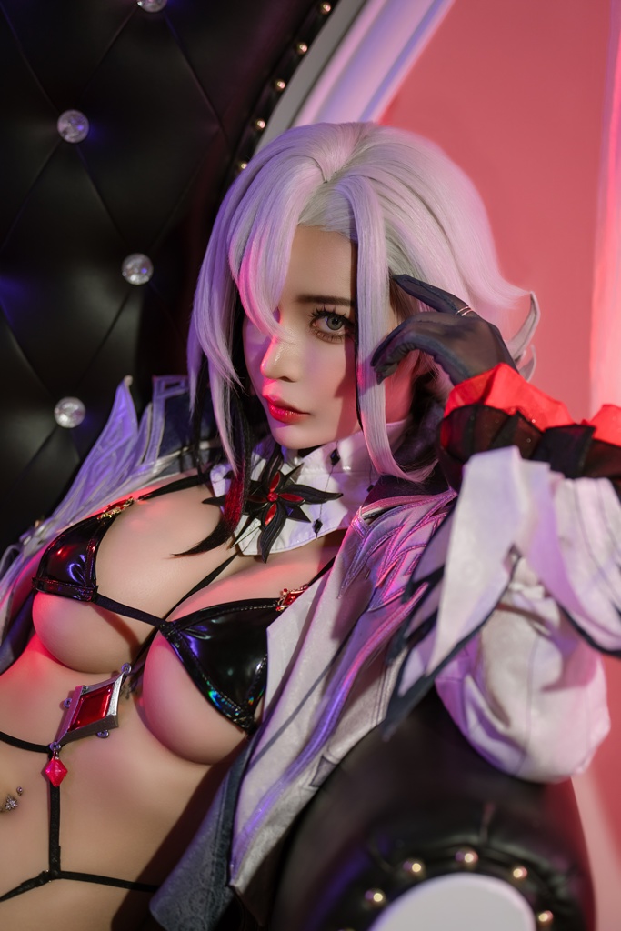 Umeko J – Arlecchino Set 2 Sexy Cosplay