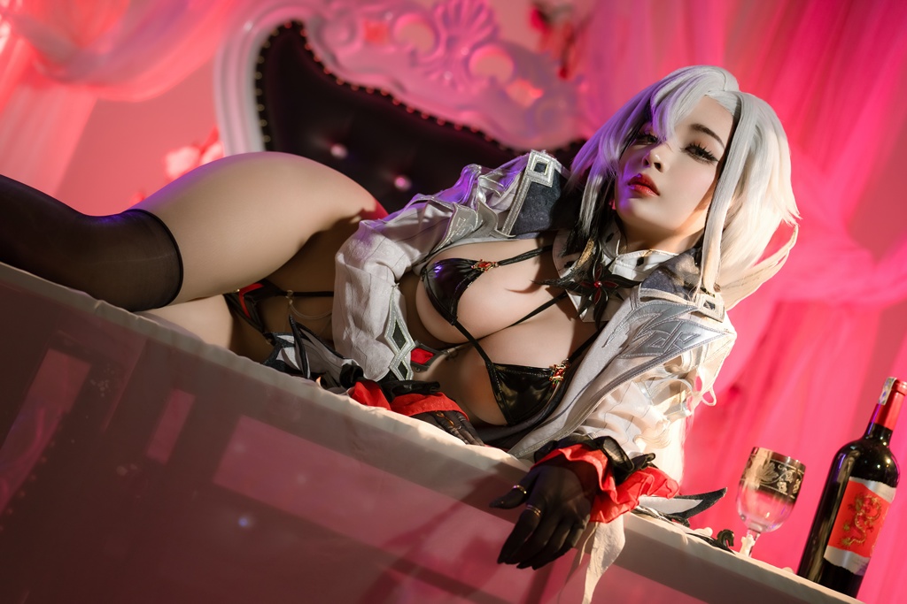 Umeko J – Arlecchino Set 2 Sexy Cosplay