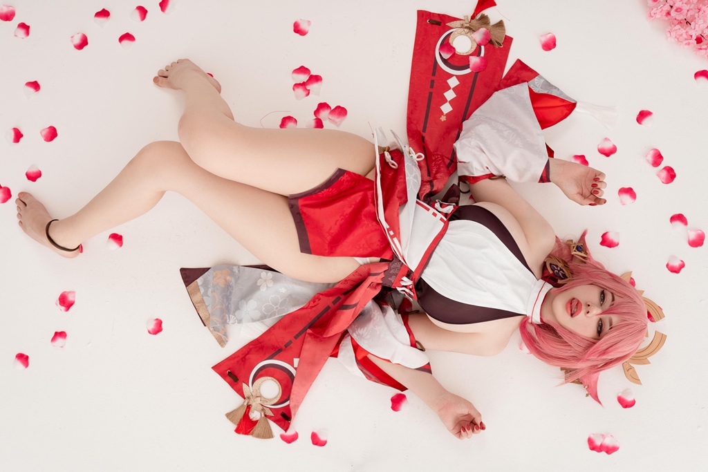 Alina Becker - Yae Miko - Mitaku photo 1-3