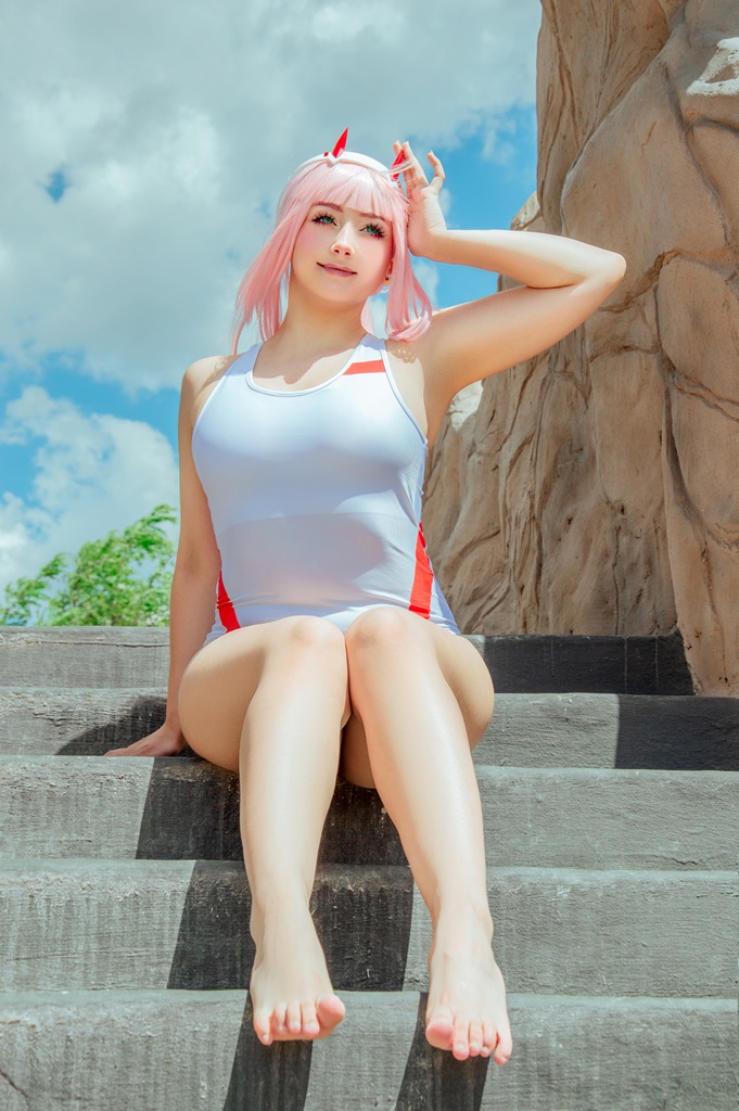 Aluctoria - Zero two Swimsuit - Mitaku photo 1-10