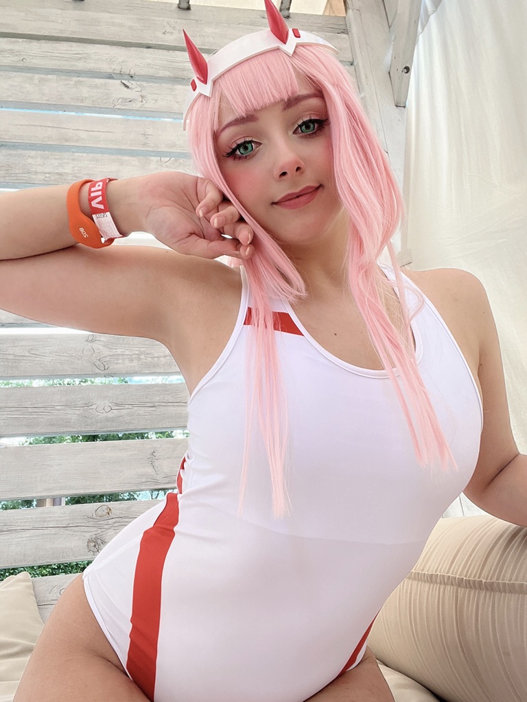 Aluctoria - Zero two Swimsuit - Mitaku photo 1-15