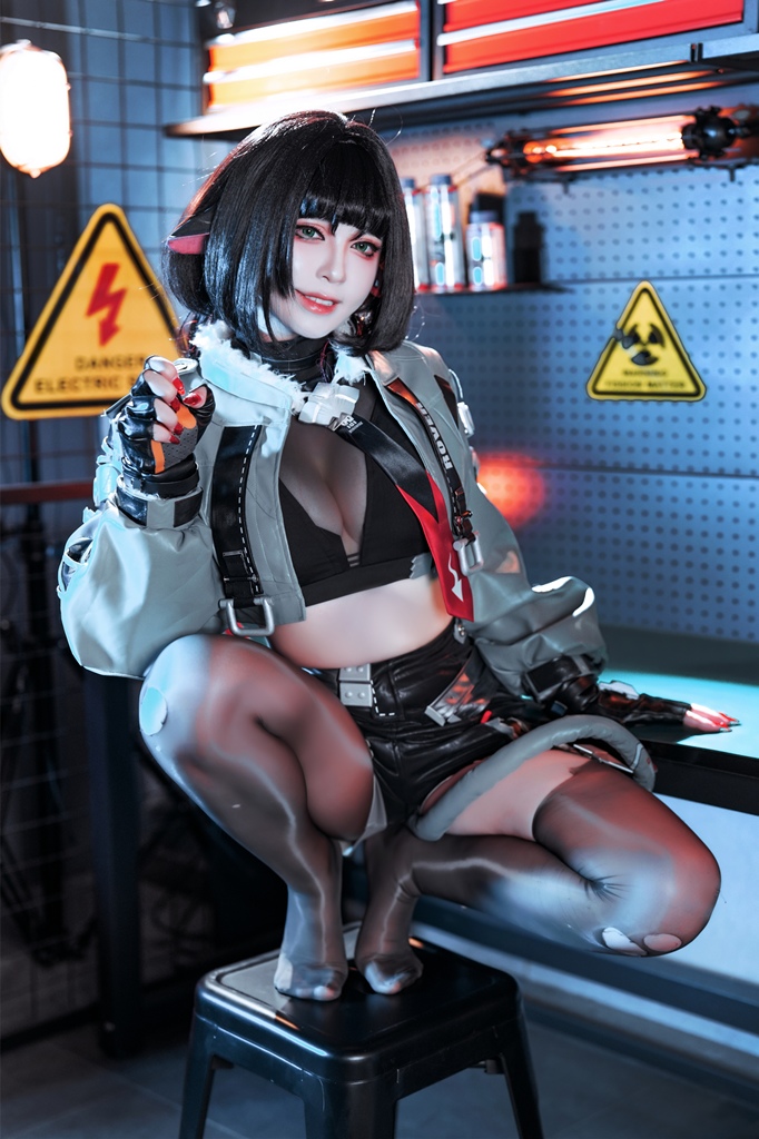 Banbanko 半半子 – Jane Doe (Zenless Zone Zero) Sexy Cosplay