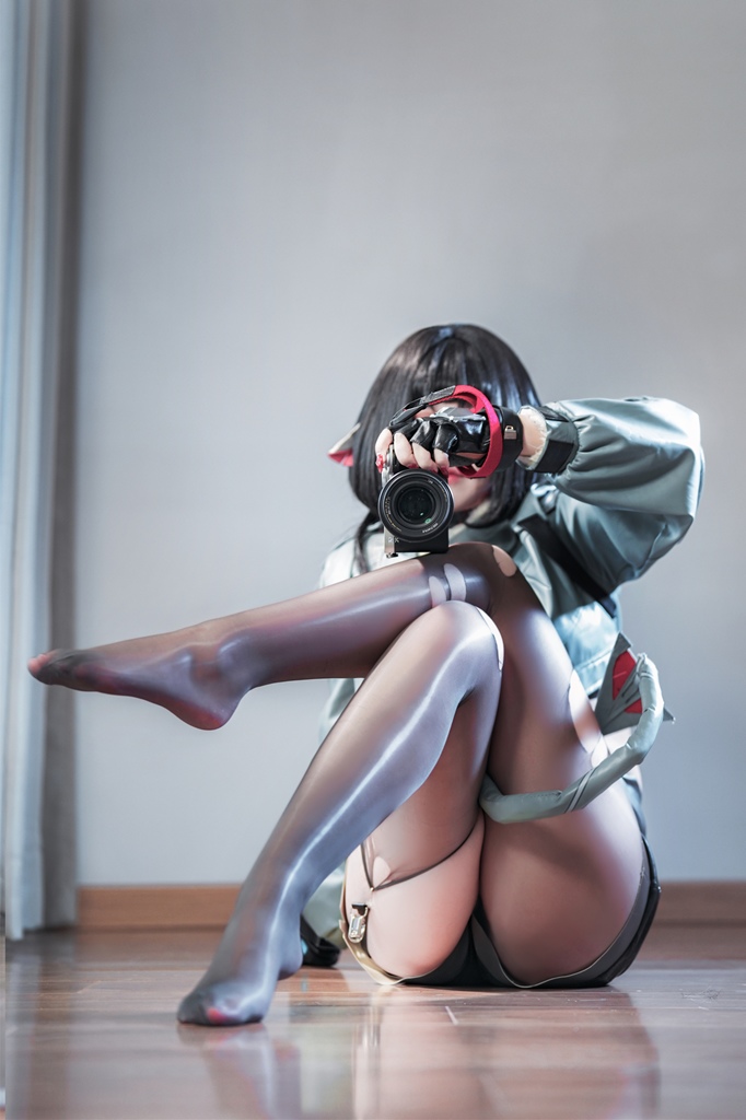 Banbanko 半半子 – Jane Doe (Zenless Zone Zero) Sexy Cosplay