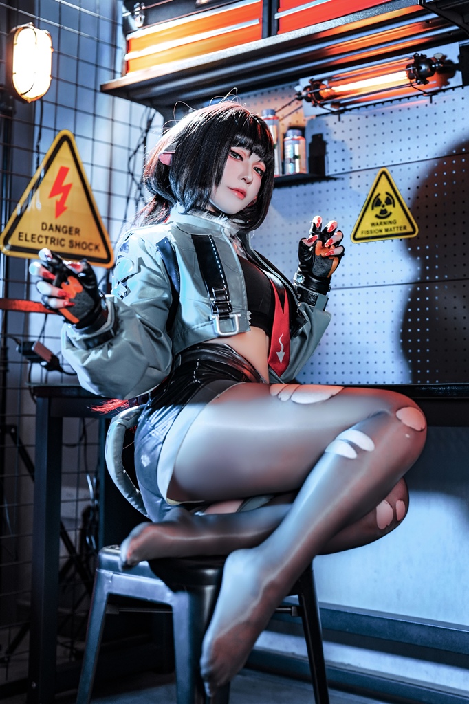 Banbanko 半半子 – Jane Doe (Zenless Zone Zero) Sexy Cosplay