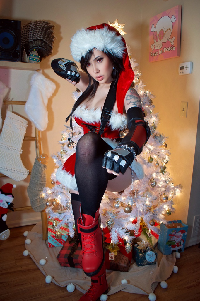 Felicia Vox – Tifa Xmas Sexy Cosplay