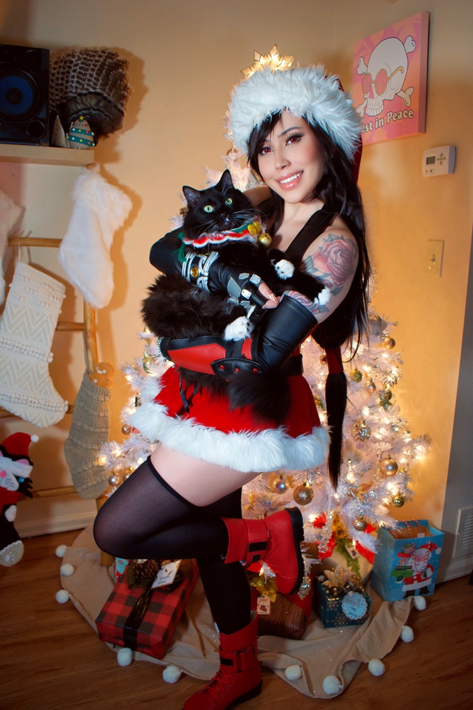 Felicia Vox – Tifa Xmas Sexy Cosplay