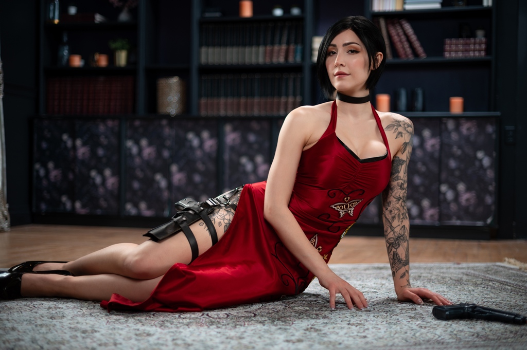 Luxlo Cosplay – Ada Wong Sexy Cosplay