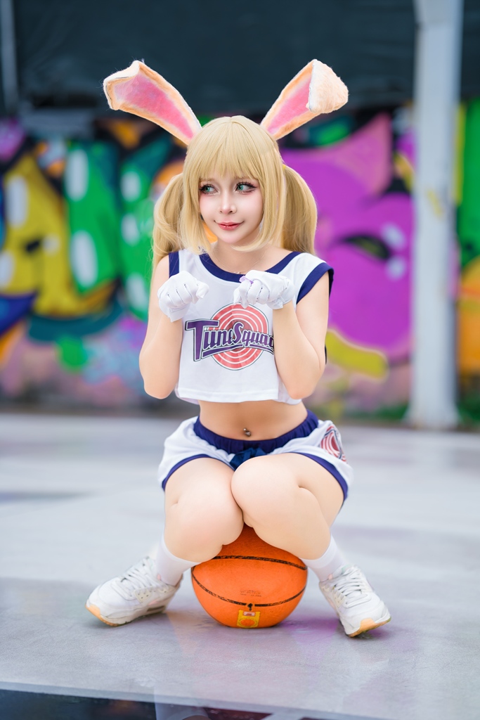 Umeko J - Lola Bunny - Mitaku photo 1-3