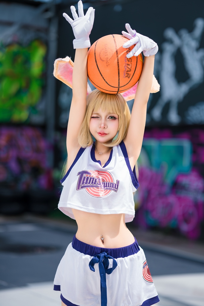 Umeko J - Lola Bunny - Mitaku photo 1-8