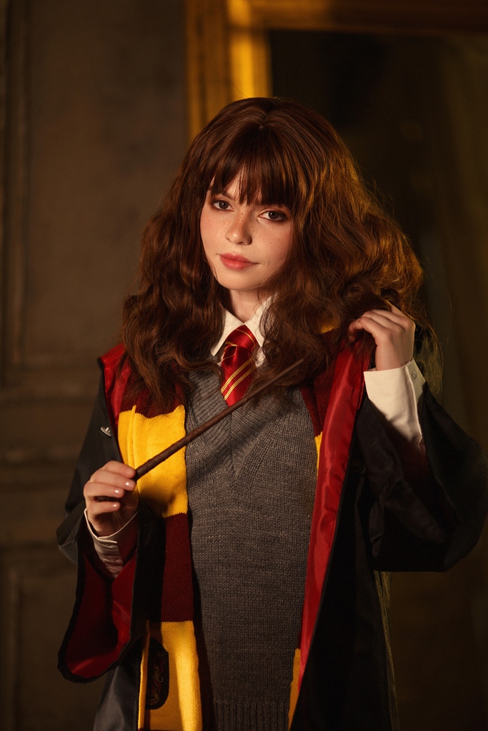 Ashen Reina - Hermione Granger - Mitaku photo 1-0