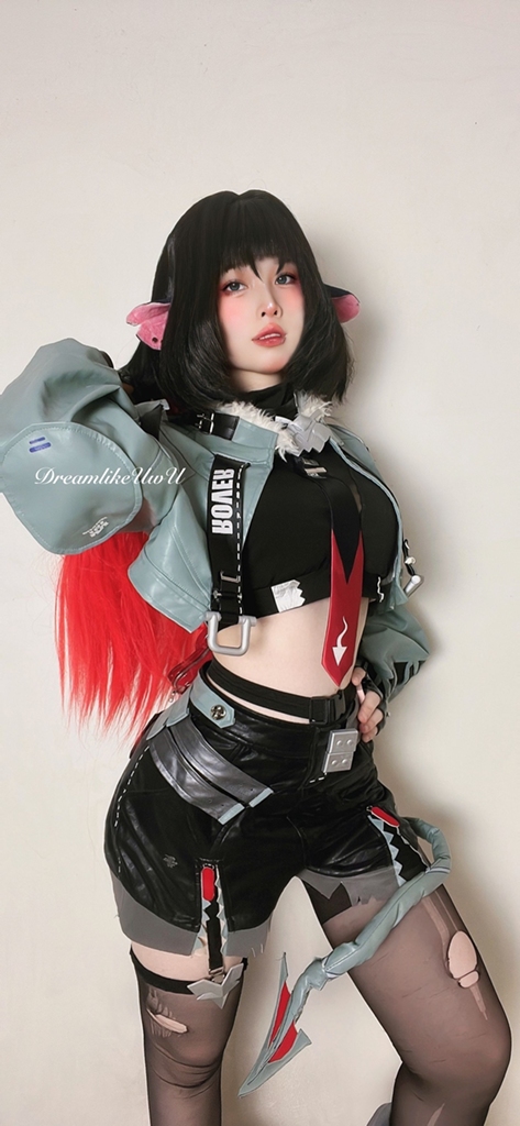 DreamlikeUwU – Jane Doe (Zenless Zone Zero) Sexy Cosplay