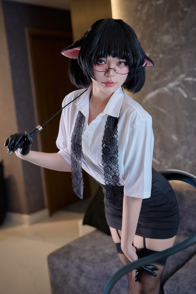 ZinieQ – Jane Doe Secretary (Zenless Zone Zero) Sexy Cosplay