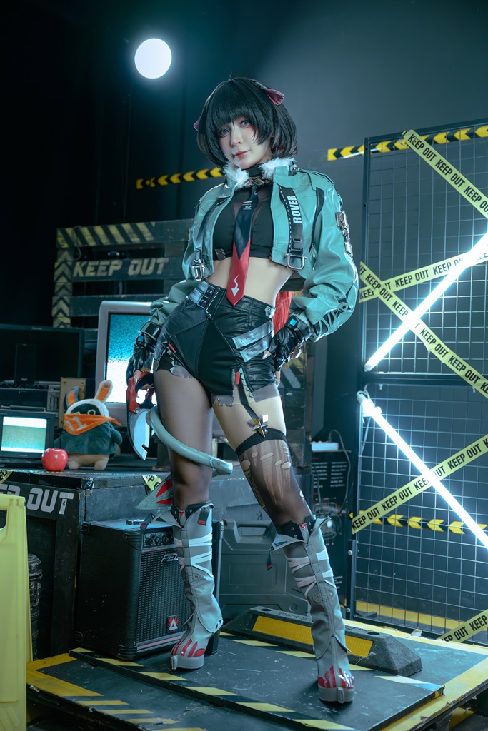 Umeko J – Jane Doe (Zenless Zone Zero) Sexy Cosplay