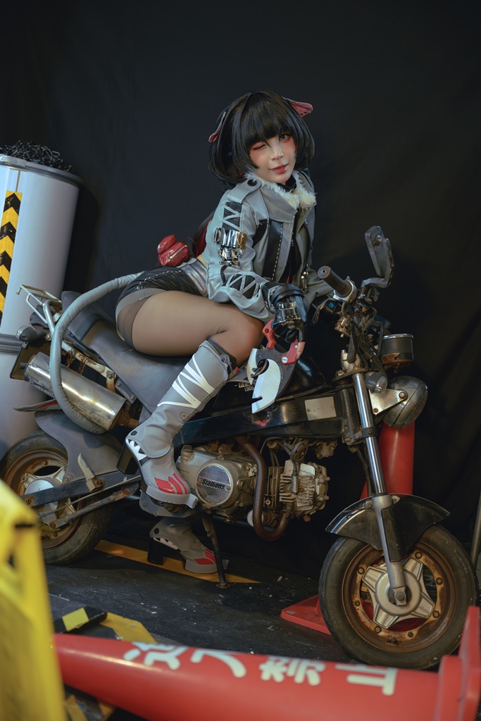 Umeko J – Jane Doe (Zenless Zone Zero) Sexy Cosplay