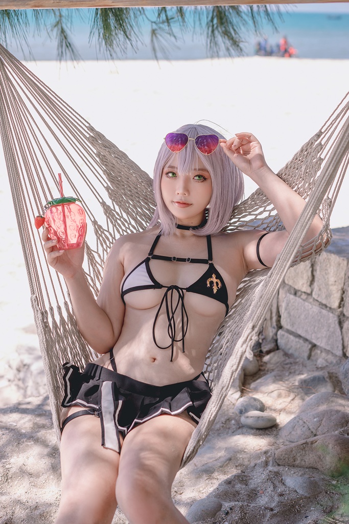 Messie Huang - Shirogane Noel Swimsuit - Mitaku photo 1-19