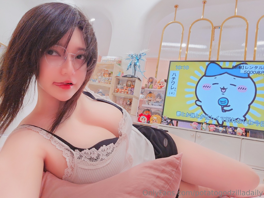 Potato Godzilla - OnlyFans Nude Feb 1-28, 2025 - Mitaku photo 2-0