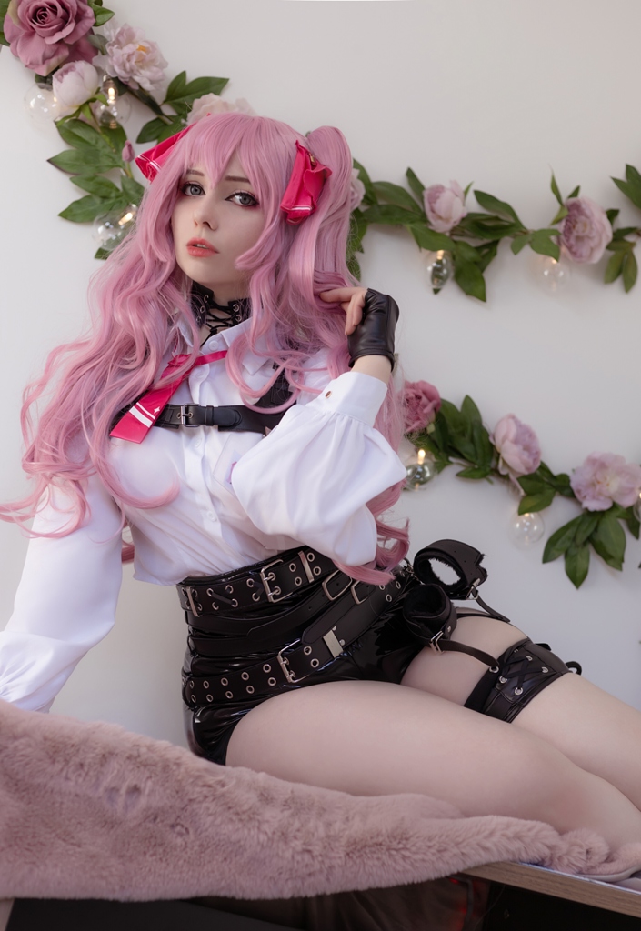 Mirikashi - Yuni (NIKKE) - Mitaku photo 1-2