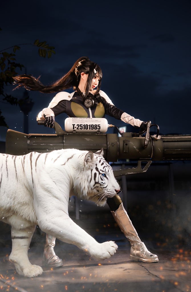 Sally Dorasnow - Mina Ashiro  - Mitaku photo 2-0