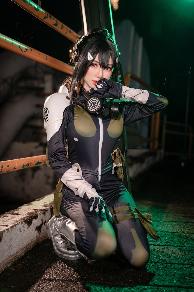 Sally Dorasnow - Mina Ashiro  - Mitaku photo 1-8