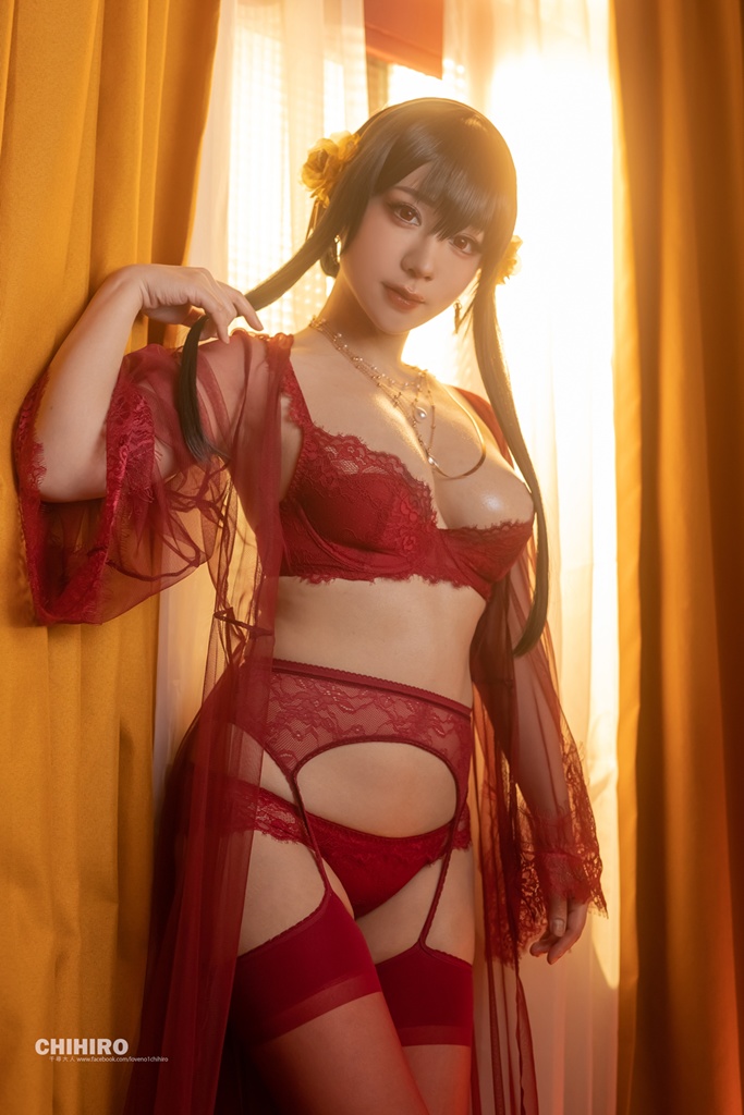 Chihiro Chang - Yor Forger Lingerie - Mitaku photo 1-11