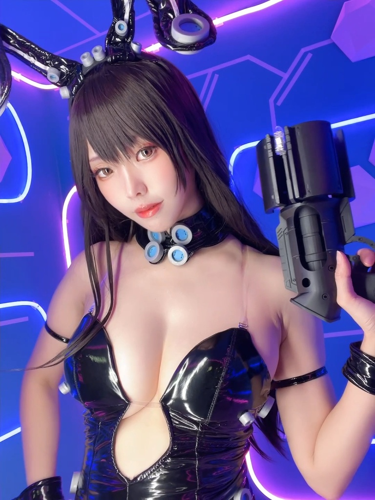 Ely - Reika Shimohira Bunny Suit - Mitaku photo 2-3