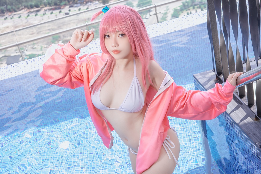 Messie Huang - Bocchi Swimsuit - Mitaku photo 1-9