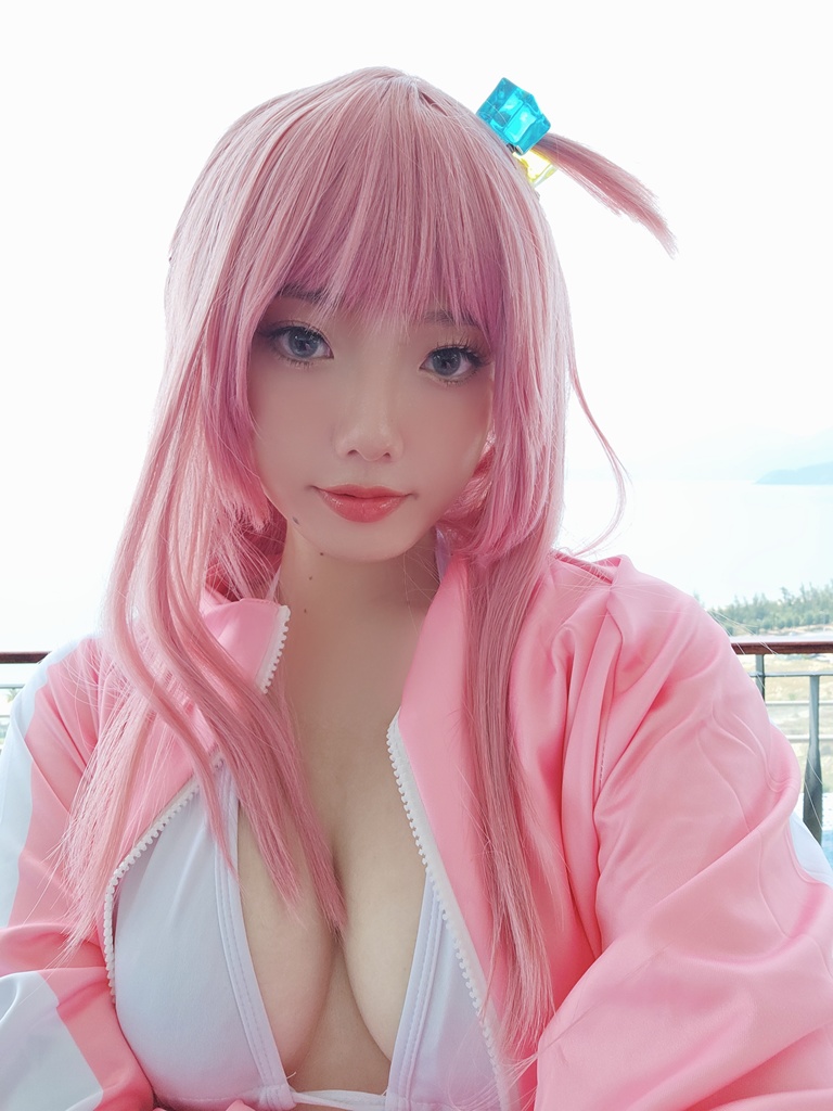 Messie Huang - Bocchi Swimsuit - Mitaku photo 2-6