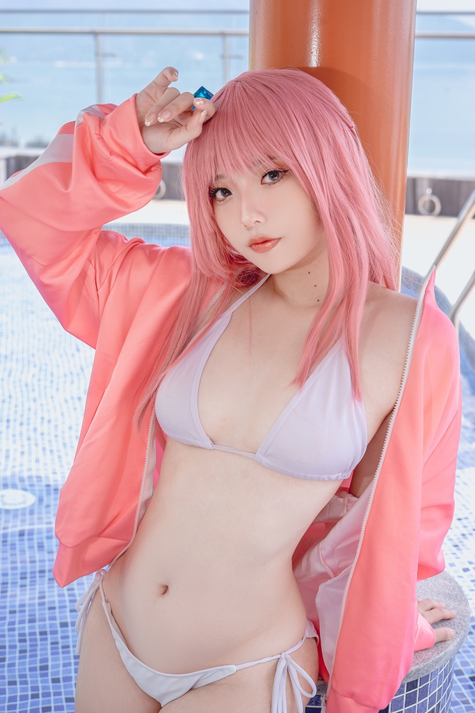 Messie Huang - Bocchi Swimsuit - Mitaku photo 1-2