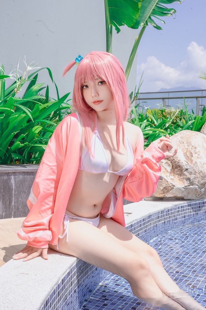 Messie Huang - Bocchi Swimsuit - Mitaku photo 1-5