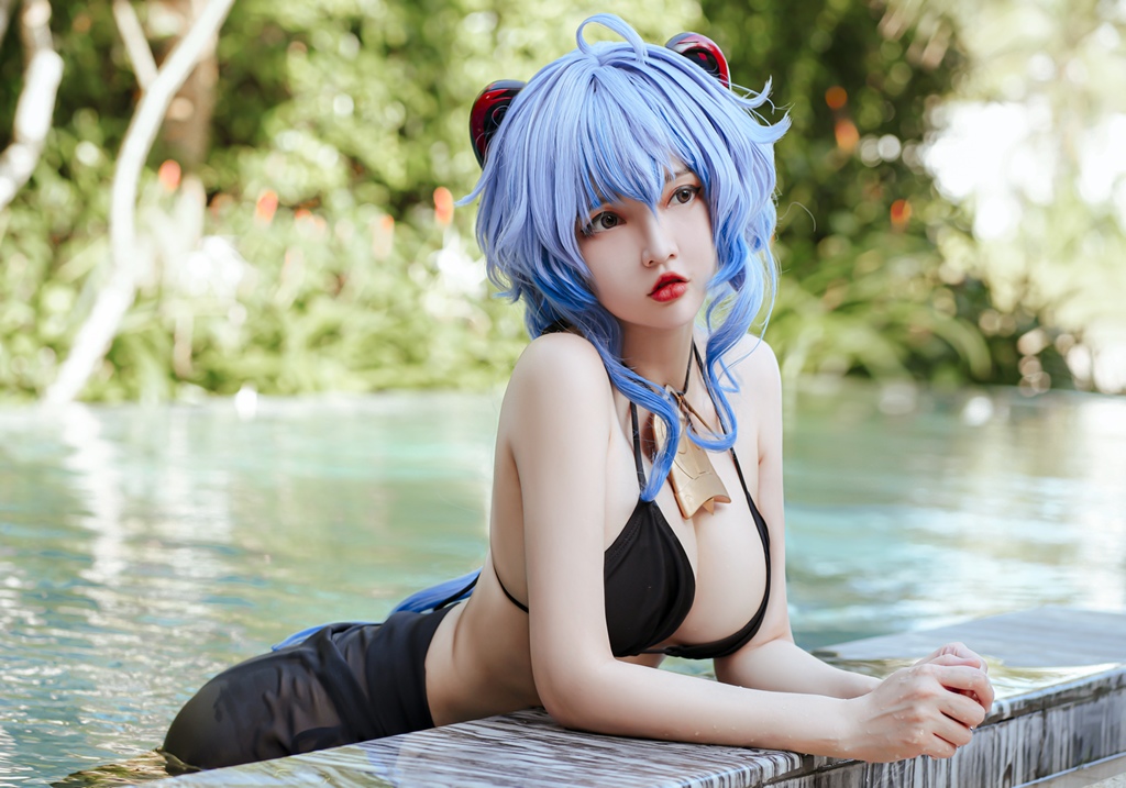 Potato Godzilla - Ganyu Bikini - Mitaku photo 1-2