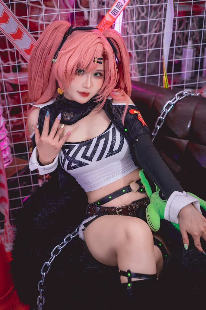 Pyon Lay - Nicole (Zenless Zone Zero) - Mitaku photo 1-11