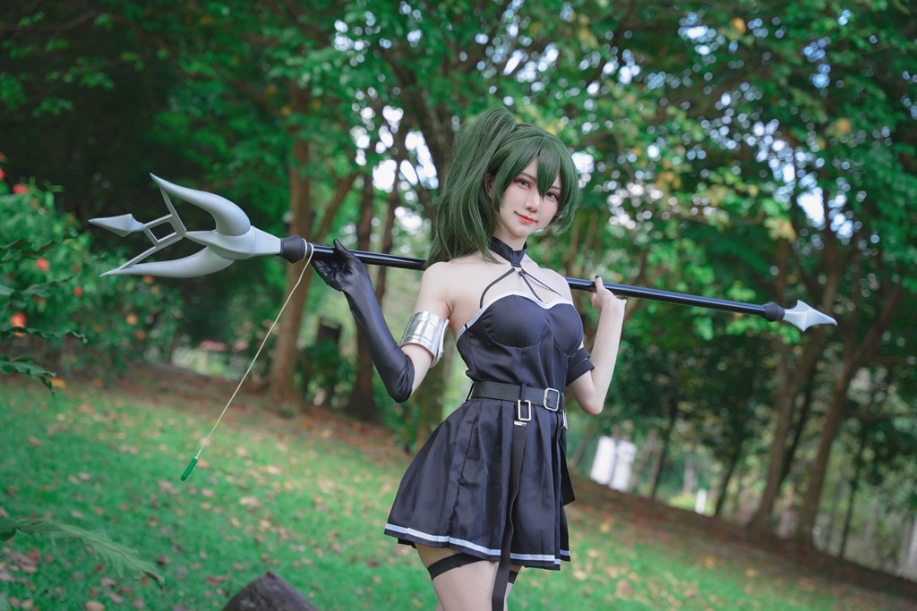 Sally Dorasnow - Ubel - Mitaku photo 1-6