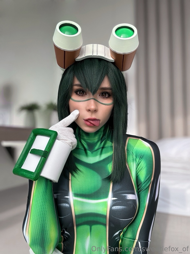 Sweetie Fox - Tsuyu Asui - Mitaku photo 1-1