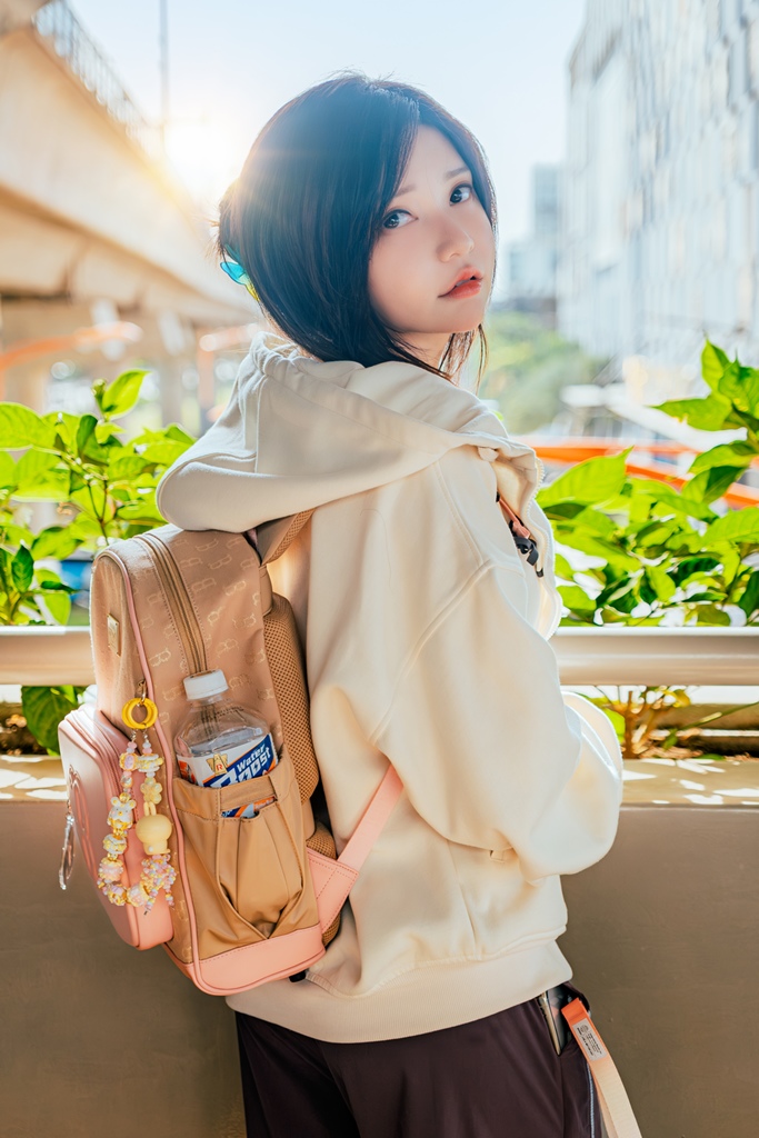 Potato Godzilla - On a Date at Metro Vietnam - Mitaku photo 1-3