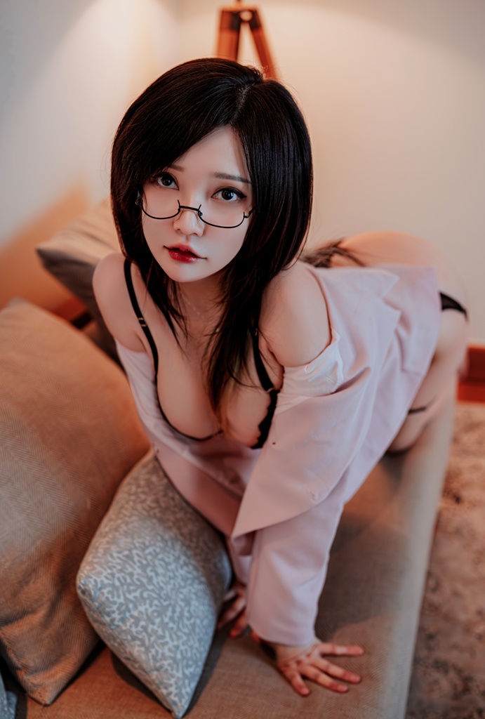 Potato Godzilla - Your New Secretary - Mitaku photo 2-3