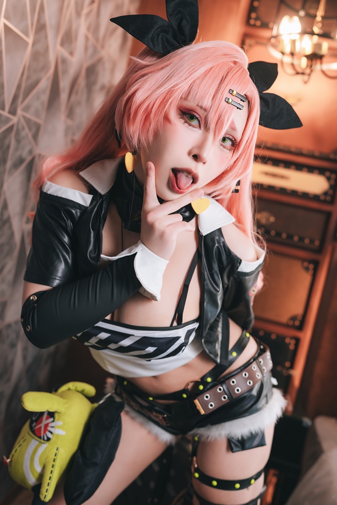 Tokar 浵卡 - Nicole (Zenless Zone Zero) - Mitaku photo 1-4