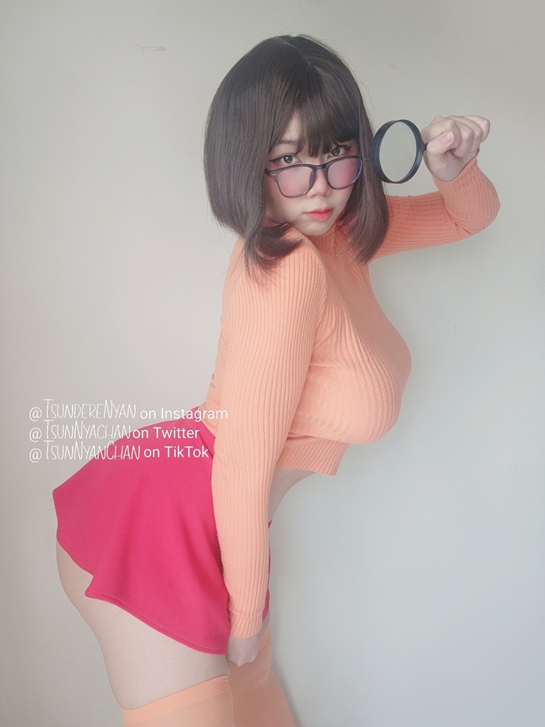 Tsunnyanchan - Velma Dinkley - Mitaku photo 1-2