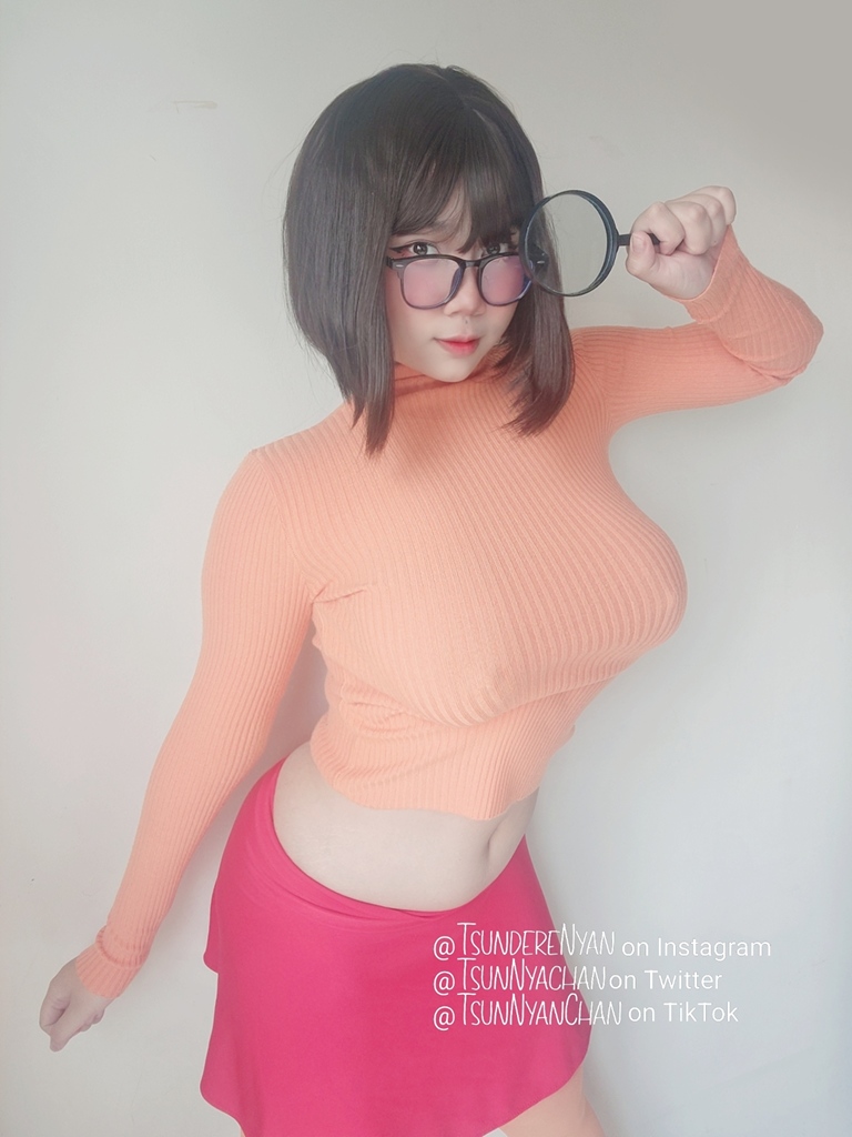 Tsunnyanchan - Velma Dinkley - Mitaku photo 1-6