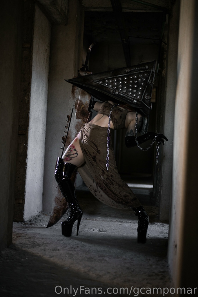 Giovanna Campomar - Pyramid Head - Mitaku photo 1-4