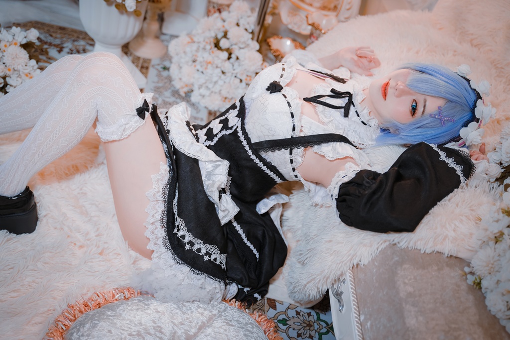 Sally Dorasnow - Rem - Mitaku photo 1-9