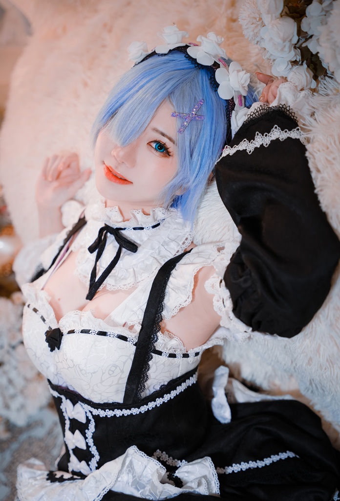 Sally Dorasnow - Rem - Mitaku photo 1-10