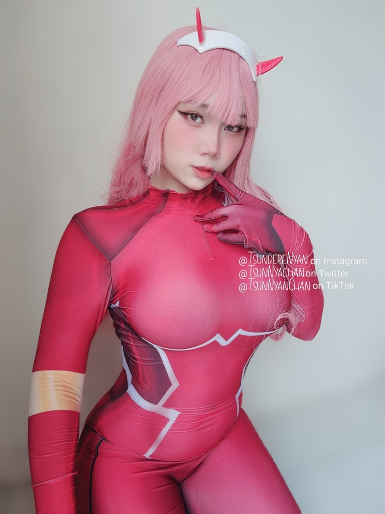 Tsunnyanchan - Zero Two - Mitaku photo 1-0