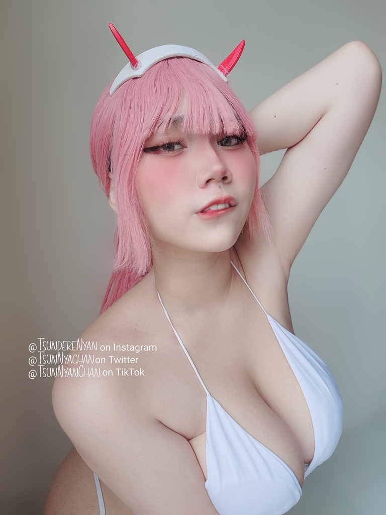 Tsunnyanchan - Zero Two - Mitaku photo 1-3