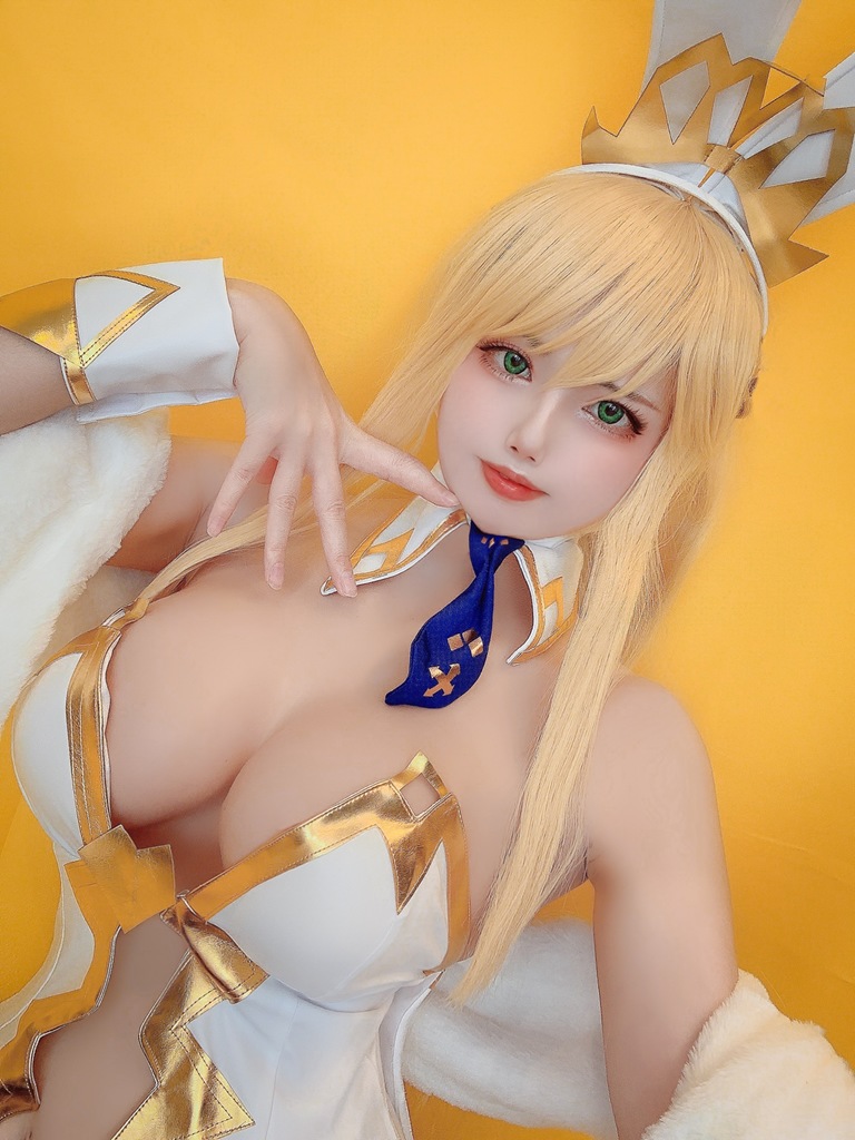 Uri11_27 - Artoria Pendragon Ruler - Mitaku photo 1-5