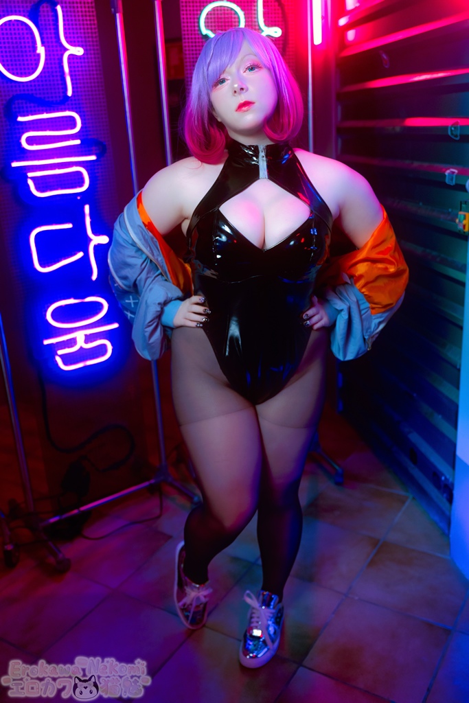 Erokawa Nekomi - Mask Girl Luna - Mitaku photo 1-2