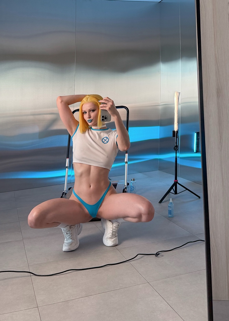 Tniwe - Emma Frost Workout - Mitaku photo 4-1