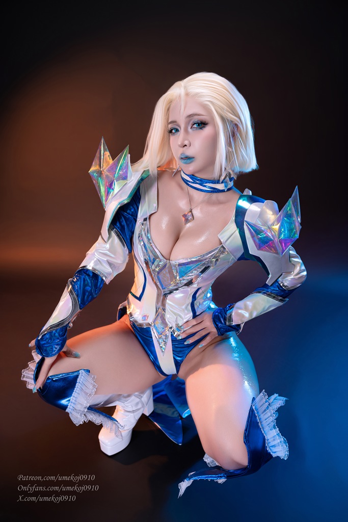Umeko J - Emma Frost - Mitaku photo 1-10